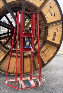 cable reel and support